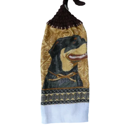 Chien noir serviette